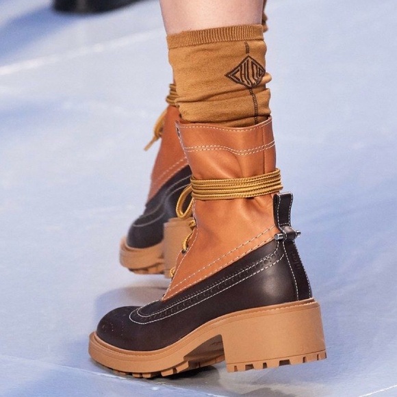 CHLOE Oxford Leather Boots - Picture 4 of 13